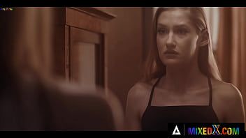Riproduci Mixedx - bellissime ragazze tiffany tatum e ivi rein si scopano la bocca a vicenda con le loro fighe bagnate
