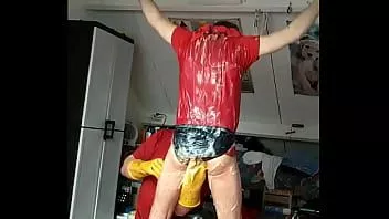 Redare Am legat de prietenul Bram și acoperit cu budincă, nu nud.