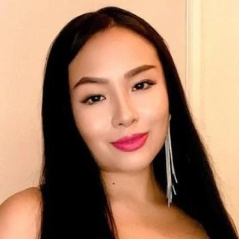 قناة Thaina Fields