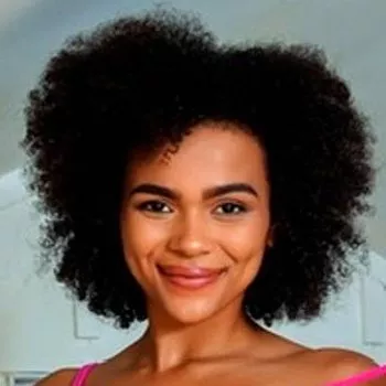 Actrita Alina Ali