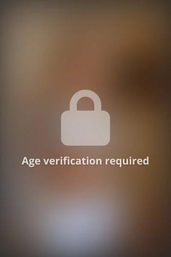 Bintang porno Nanda Molinari